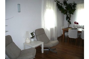 Rumanía Privát Predeal, Exterior